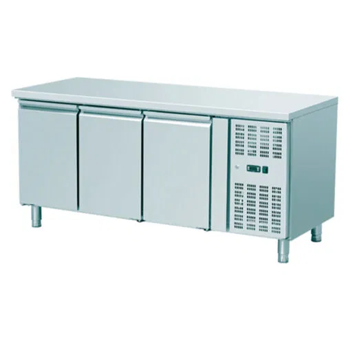 Kühltisch / - 2 + 8 (°C) / 1,7m Kühltisch / - 2 + 8 (°C) / 1,7m