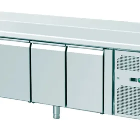 Kühltisch 600 mit Aufkantung / -2 + 8 (°C) / 2,2m