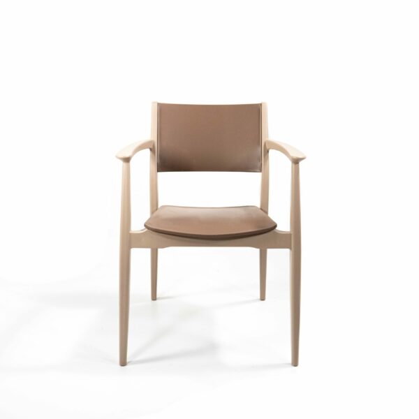 Clark-chair-Cappucino-Desert-brown_Stoelen_5628_1-30-scaled