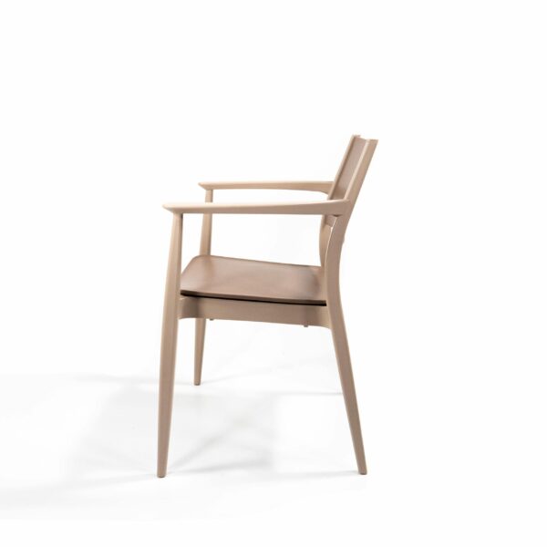 Clark-chair-Cappucino-Desert-brown_Stoelen_5628_1-31-scaled