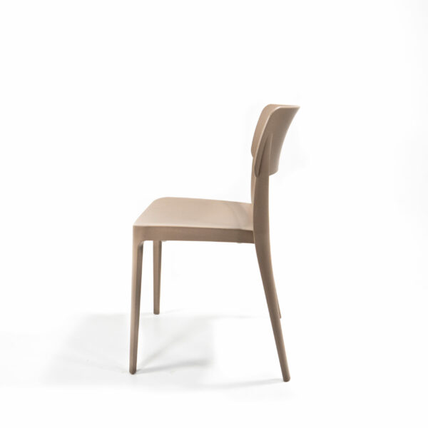 Wing-chair-Sand-beige_Alle_5619_1-9-scaled