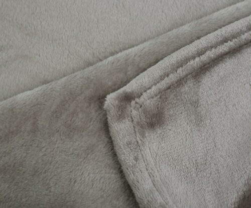 Mikroflauschdecke Memphis-Premium Silber (3 Größen) – Bild 2