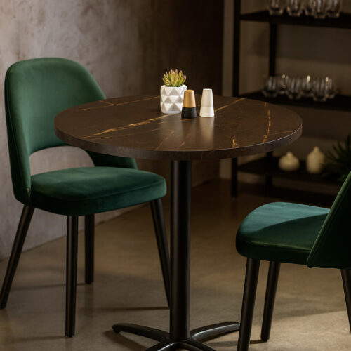 Elegante Indoor Tischplatten mit einer sehr robusten Oberfläche