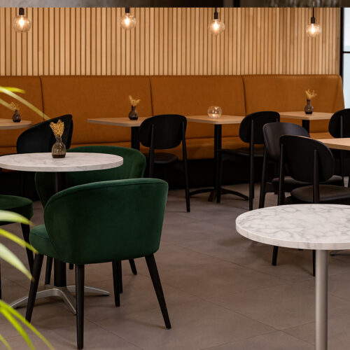 Elegante Indoor Tischplatten mit einer sehr robusten Oberfläche