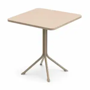 Biergartentisch beige