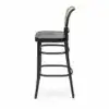Bugholzstuhl Barhocker 811 Schwarz mit Rattan-Rückenlehne in Seitenansicht