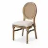 Hochzeitsstuhl Medalion aus Holz mit ovaler Rattan-Rückenlehne und gepolsterter Sitzfläche für Hochzeit und Events