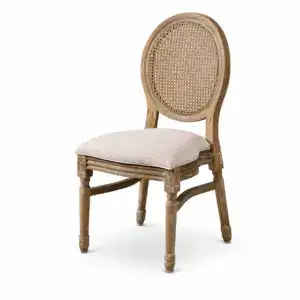 Hochzeitsstuhl Medalion aus Holz mit ovaler Rattan-Rückenlehne und gepolsterter Sitzfläche für Hochzeit und Events