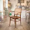 Bugholzstuhl LOOMI 811 ARM Rattan mit Armlehnen, dunklem Holzgestell und geflochtener Rattan-Rückenlehne Maße
