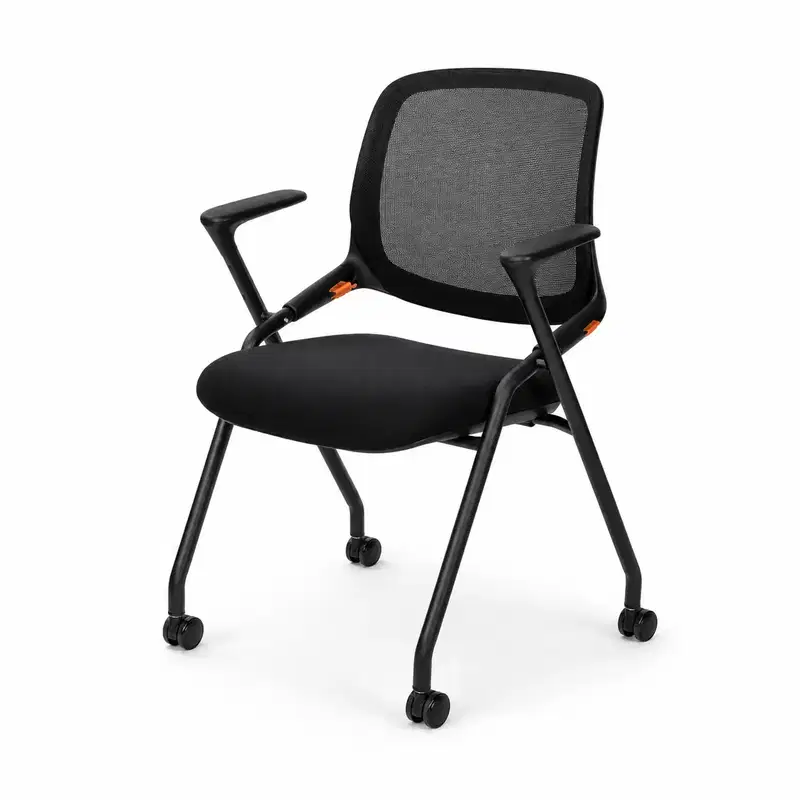 Konferenzstuhl Schwarz – mit Rollen, Armlehnen und Netzrücken Konferenzstuhl Schwarz mit Rollen, Armlehnen, gepolsterter Sitzfläche und atmungsaktiver Netzrückenlehne